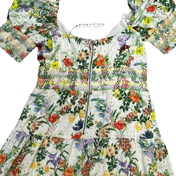 NWT Alice + Olivia Kristie Floral Print Puff Sleeve Dress Green White Multi 6 - Picture 5 of 8